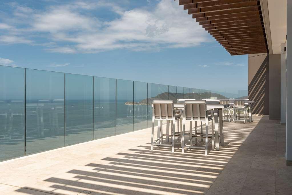 Hilton Santa Marta 호텔 레스토랑 사진