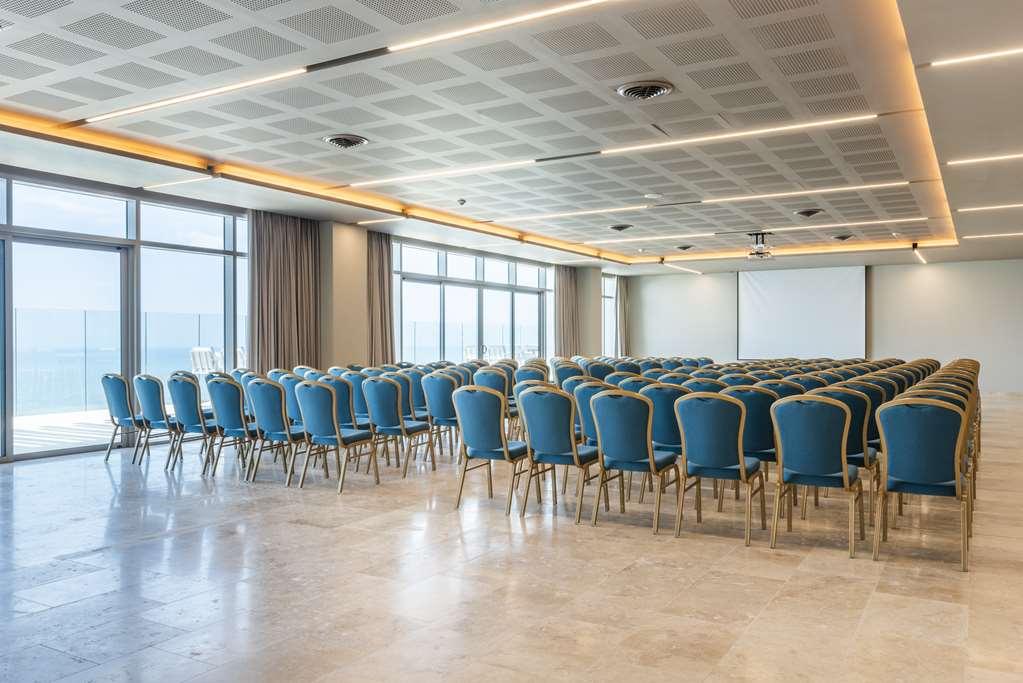 Hilton Santa Marta 호텔 시설 사진