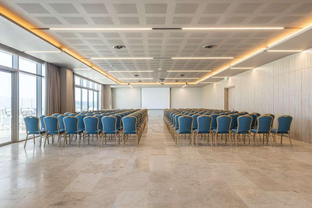 Hilton Santa Marta 호텔 시설 사진