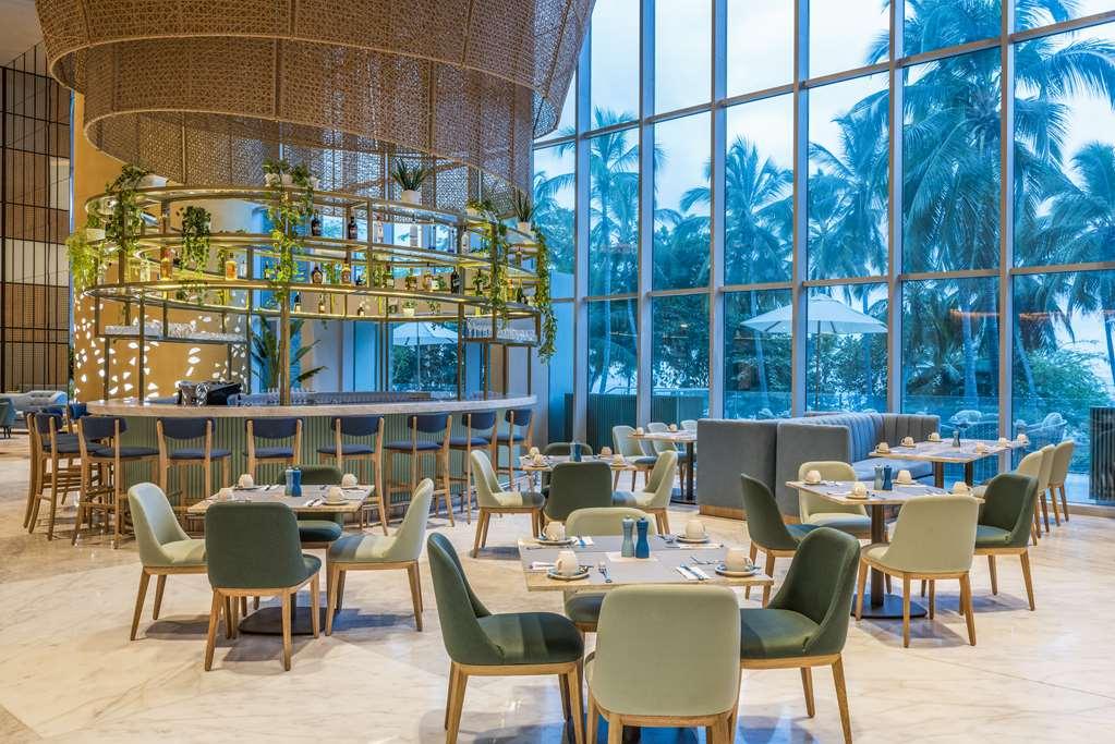 Hilton Santa Marta 호텔 레스토랑 사진