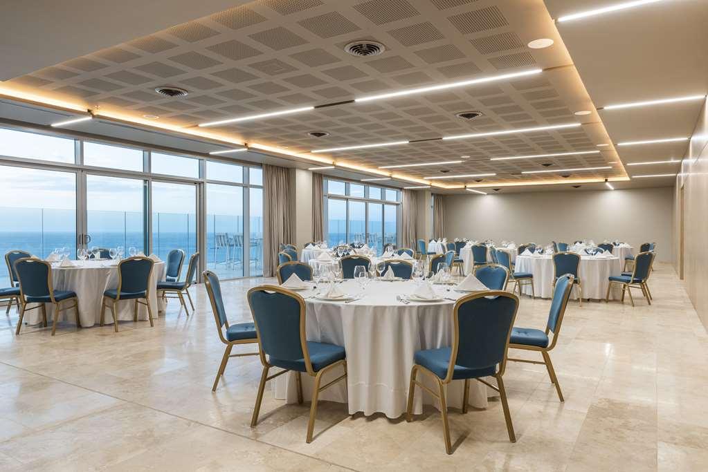 Hilton Santa Marta 호텔 시설 사진