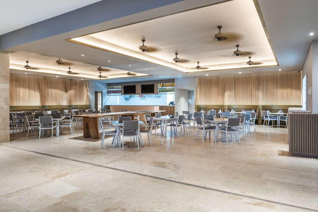 Hilton Santa Marta 호텔 레스토랑 사진