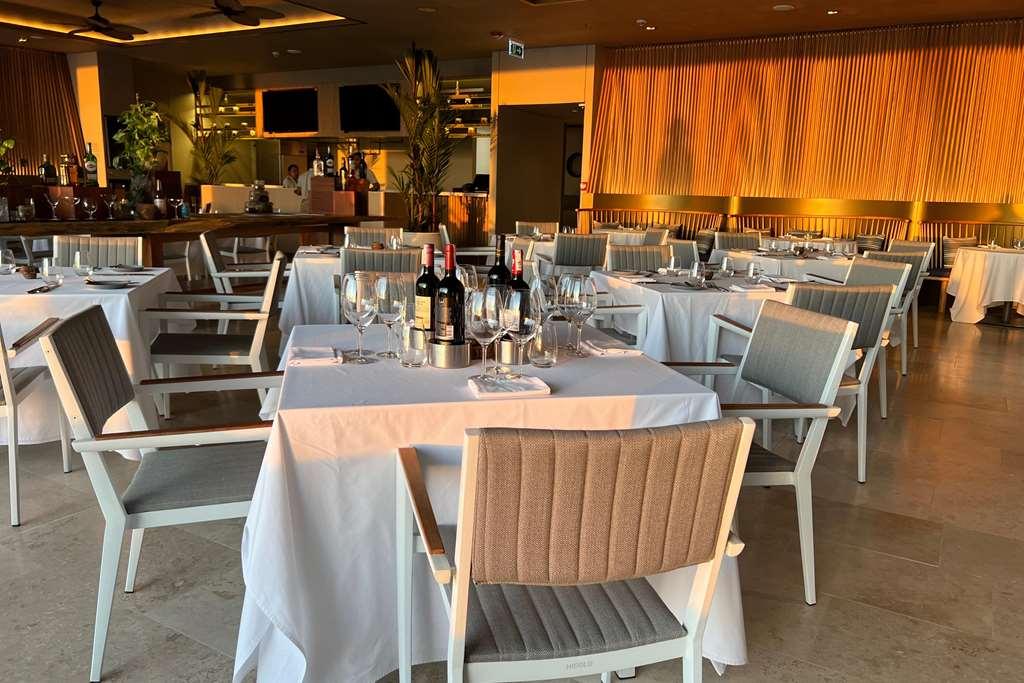 Hilton Santa Marta 호텔 레스토랑 사진